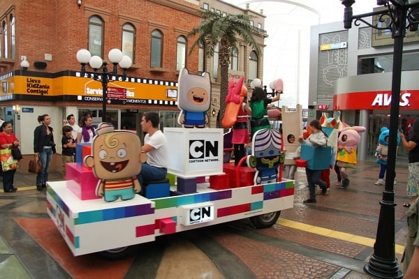 Kidzania cuicuilco mexico city cartoon network parade
