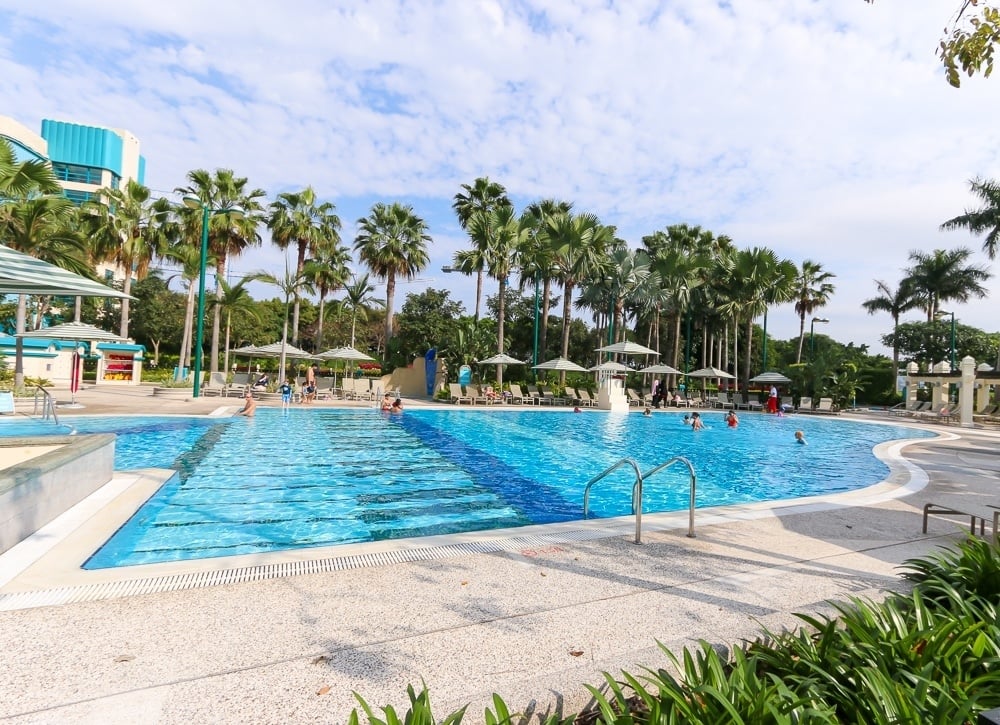 The piano-shaped pool at Disney's Hollywood Hotel in Hong Kong
