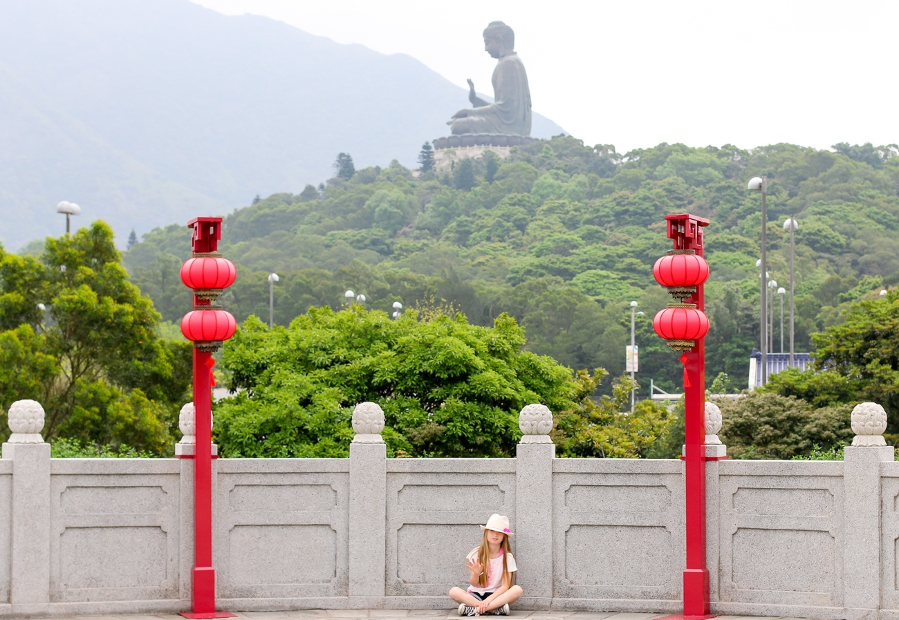 Good reasons why you should travel overseas with kids.