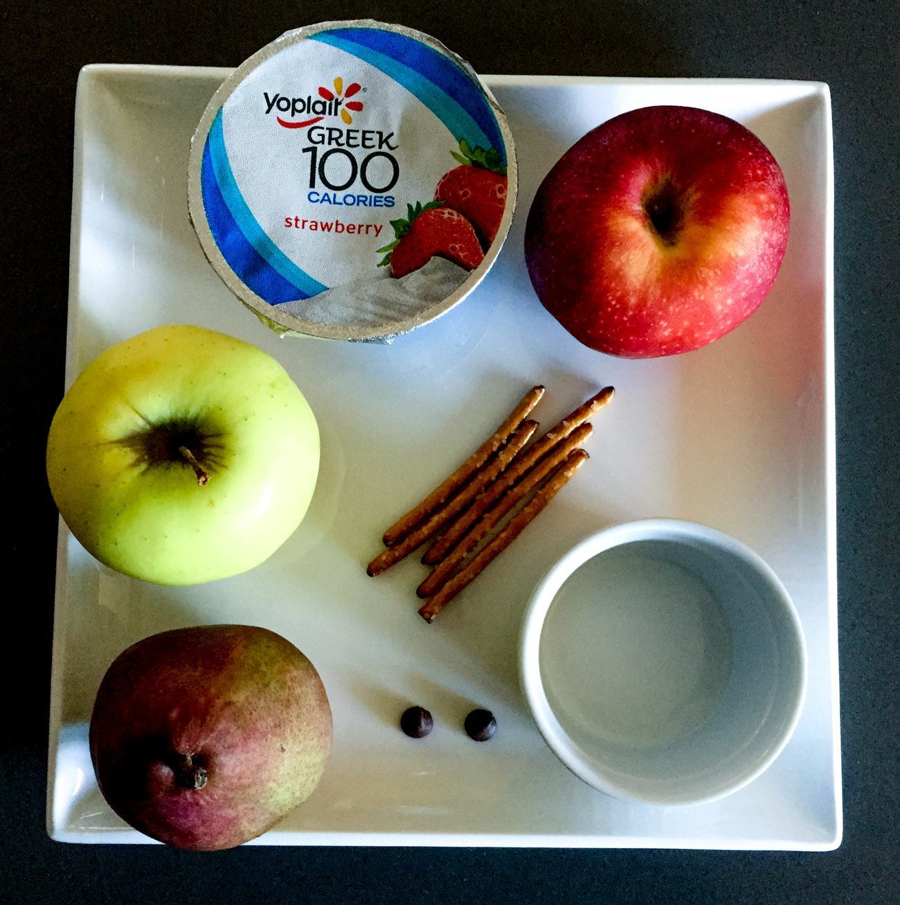 Ingredients for healthy Thanksgiving turkey snack for kids