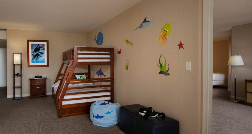 8 Best Mission Beach Hotels - Where to Stay in Mission Beach