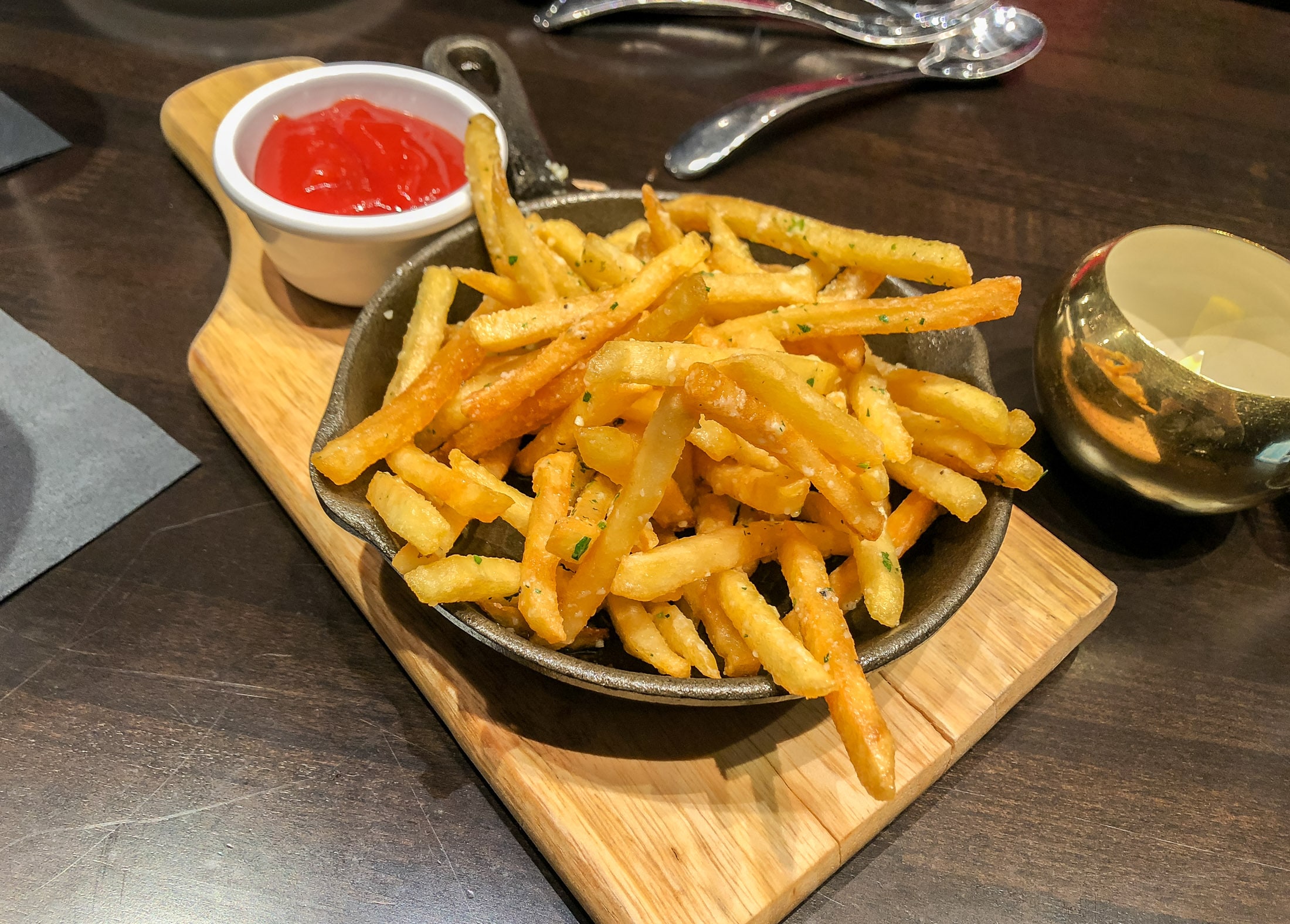 H Hotel near LAX dining