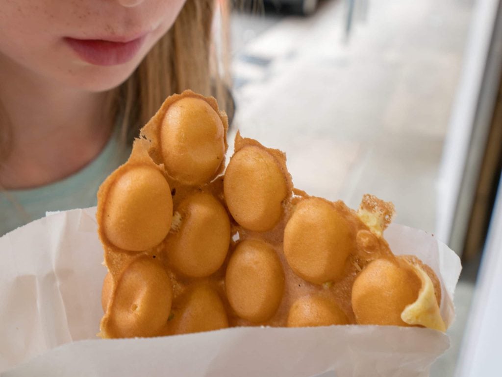 Hong Kong with kids: Eat and egg waffle