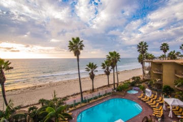Pacific Terrace Hotel, beachfront in Pacific Beach San Diego