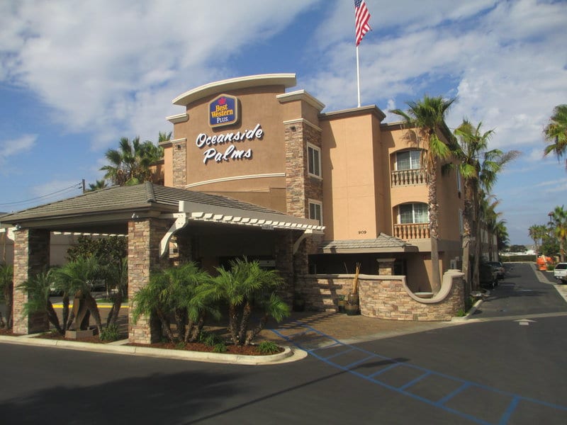 Exterior of Best Western Plus Oceanside Palms