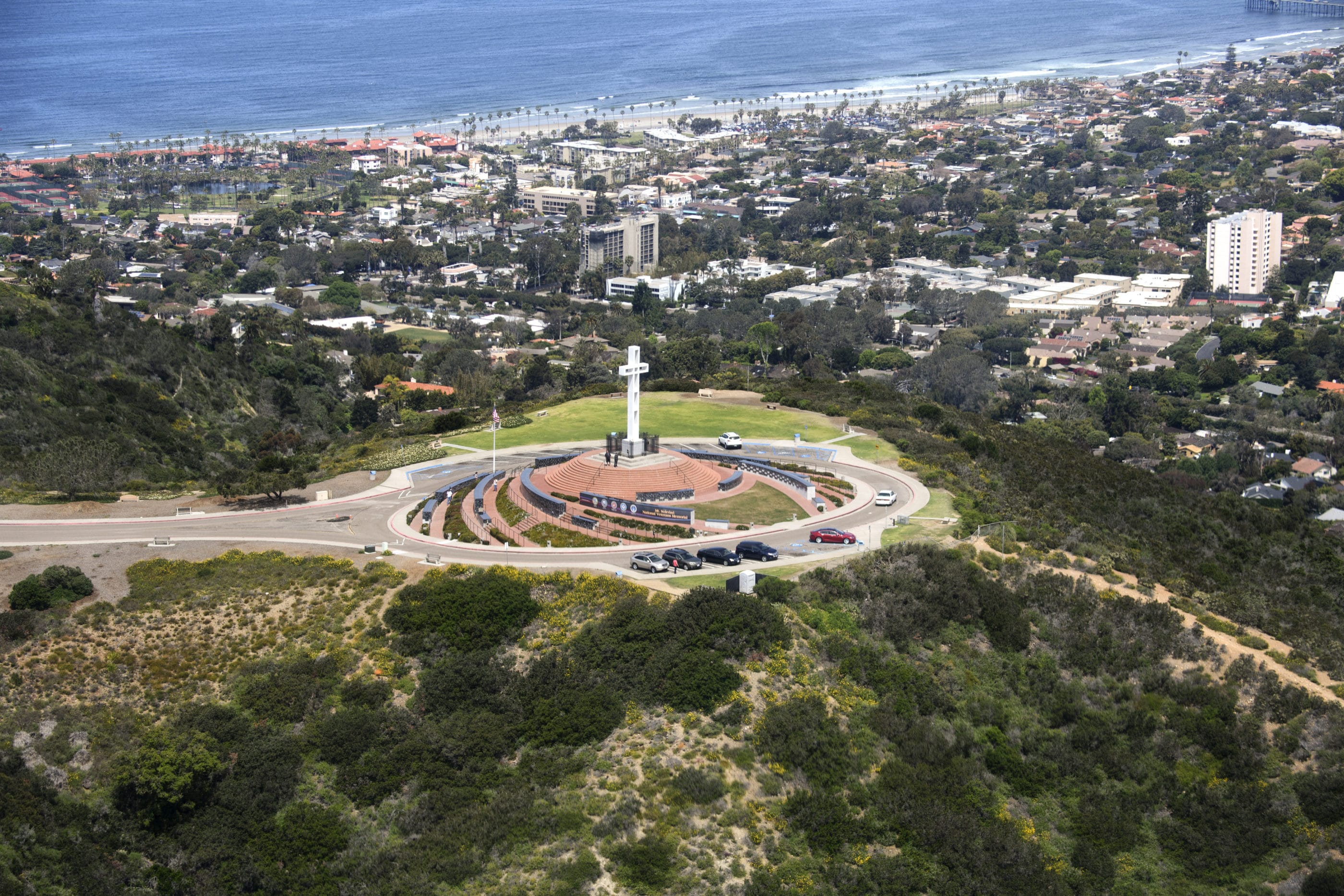 Mount Soledad In La Jolla Visitors Guide Veterans Memorial And History La Jolla Mom 1599