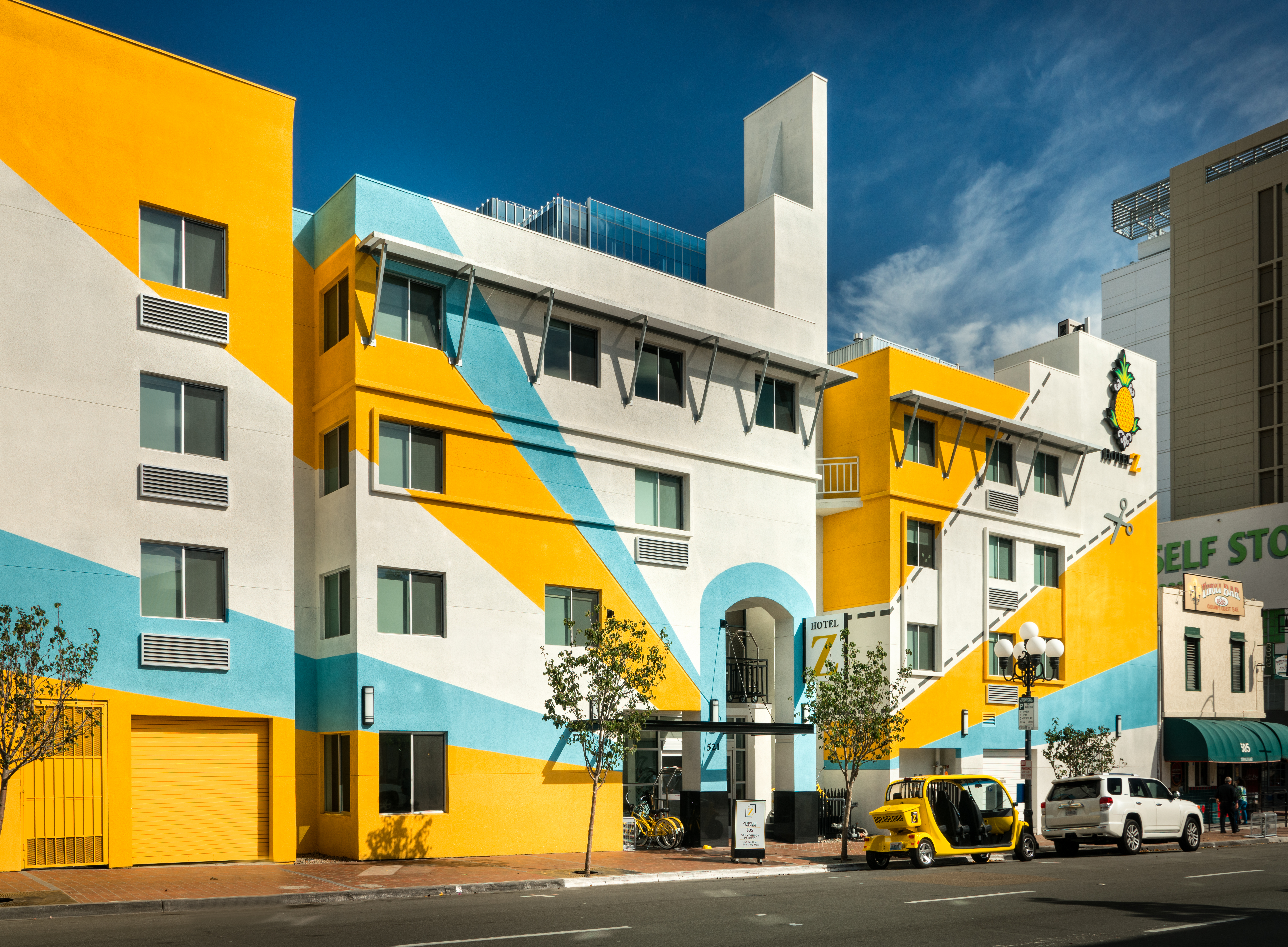 Hotel Z San Diego exterior.