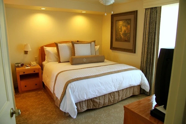 Coronado Beach Resort Bedroom