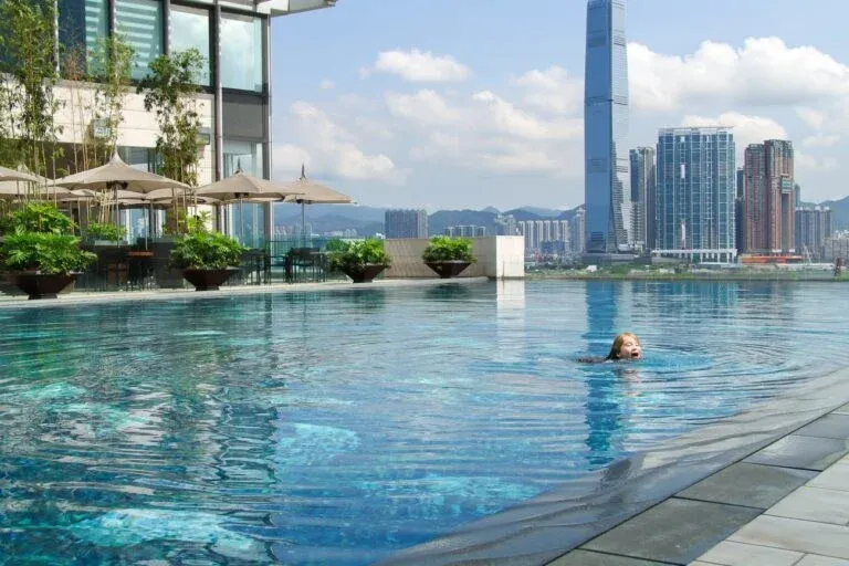 Four Seasons Hong Kong