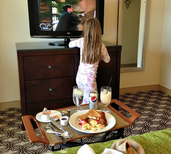 San Diego Marriott Del Mar Room Service