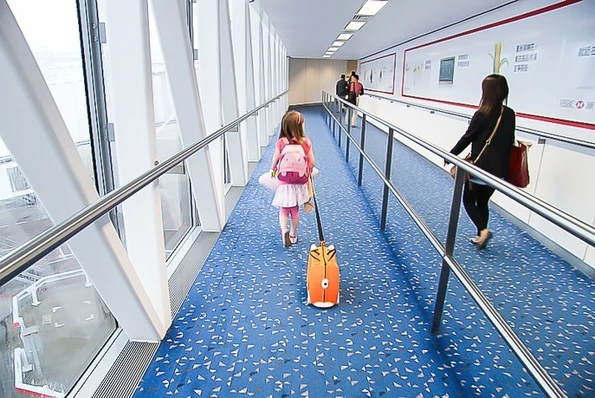 flying long haul with kids