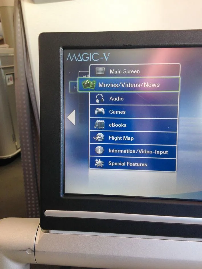 Japan Airlines Dreamliner from San Diego to Tokyo Narita