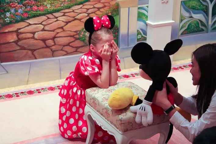 Become a Princess at Hong Kong Disneyland's Bibbidy Bobbidy Boutique