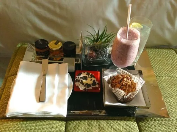 Four Seasons Hotel Toronto Room Service