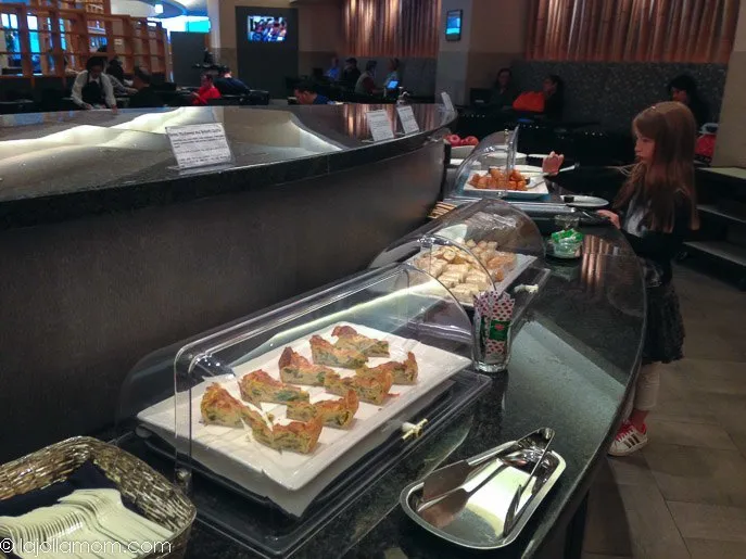 American Airlines Admirals Club Tokyo Narita Airport