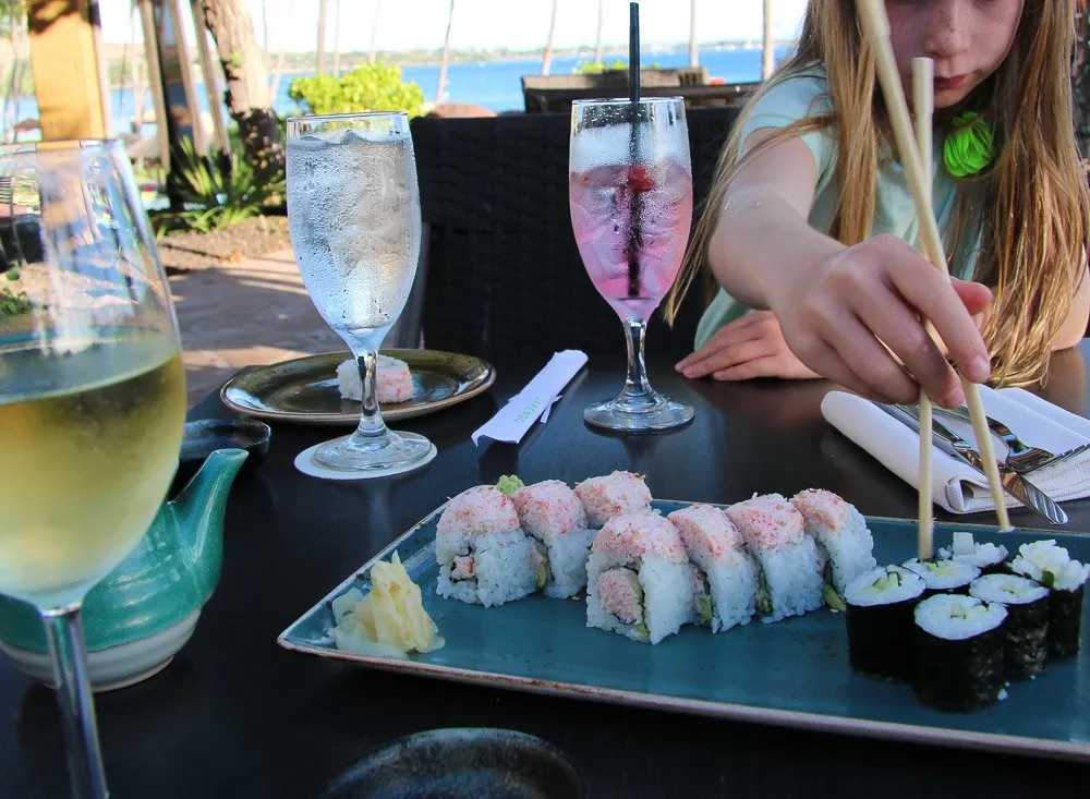 kaanapali dining with kids at japengo