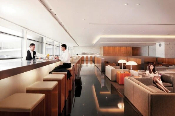 Cathay Pacific Pier Lounge Long Bar