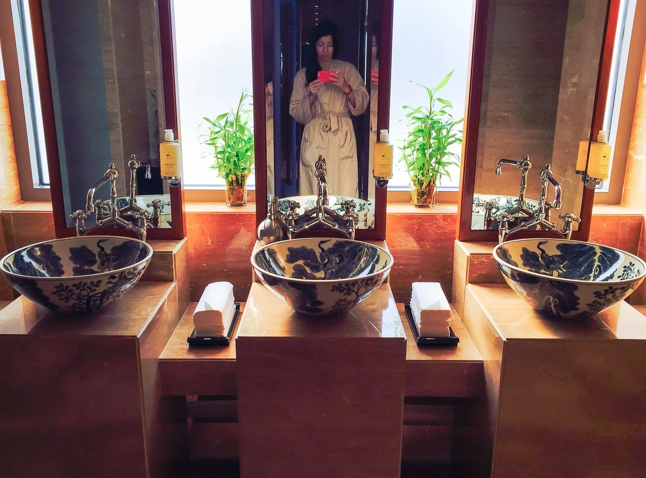 Gorgeous sinks in the female changing are at The Mandarin Spa, Hong Kong