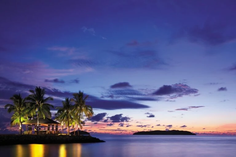 At some point in your life, you must watch a Borneo sunset from Sunset Bar at Shangri-la's Tanjung Aru Resort and Spa in Kota Kinabalu