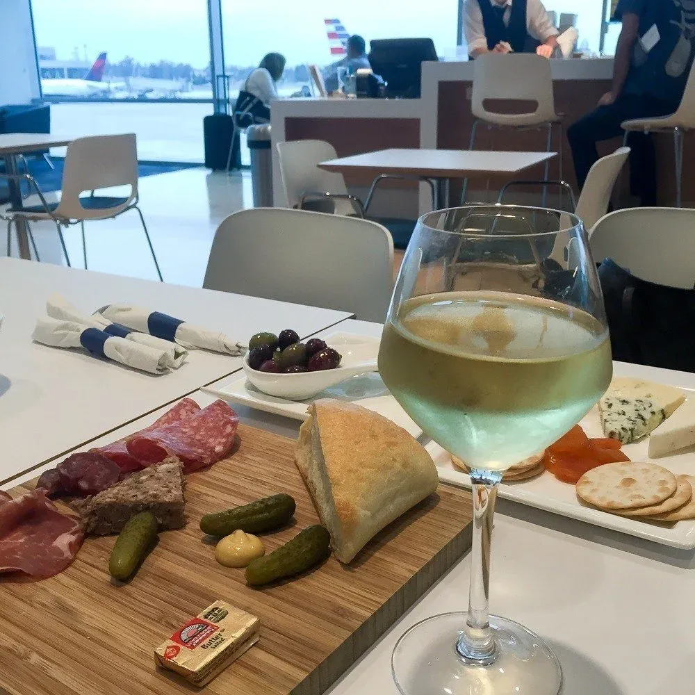 British Airways offers passengers an exclusive lounge menu with excellent food options and premium wine at the San Diego Airport.