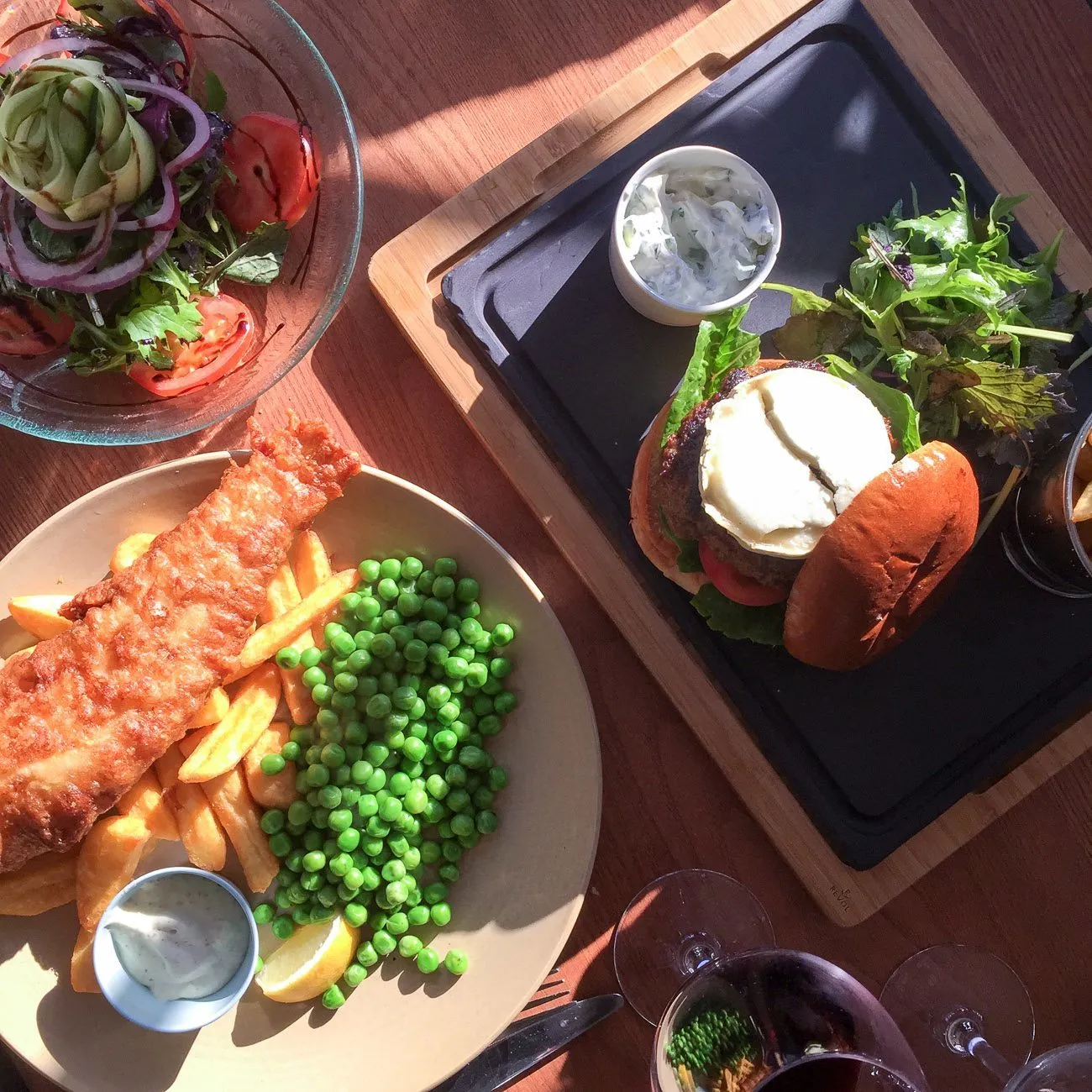 The Exchequer Pub is near Four Seasons Hotel Hampshire, England and absolutely delicious.