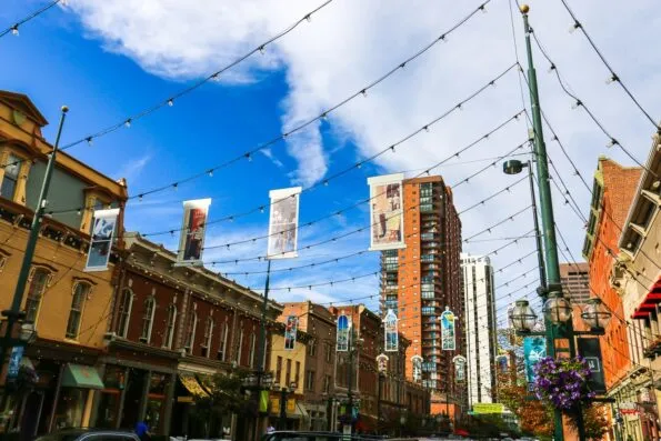 The historic Larimer Square shopping and restaurants are within a few blocks of Four Seasons Hotel Denver