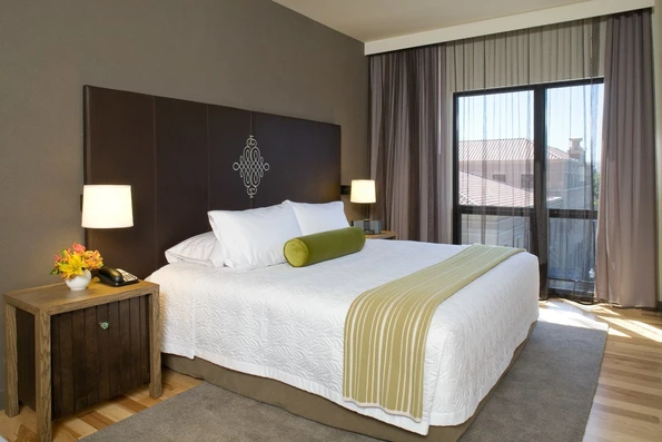 Andaz Napa Valley Guestroom