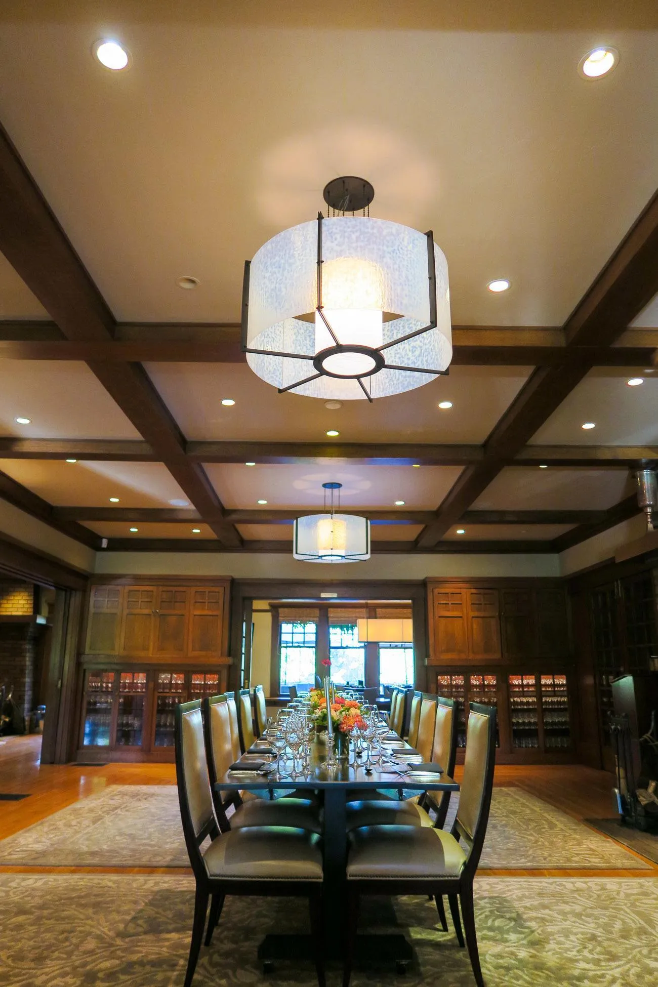 A beautiful tablescape at Rutherford House in Napa Valley