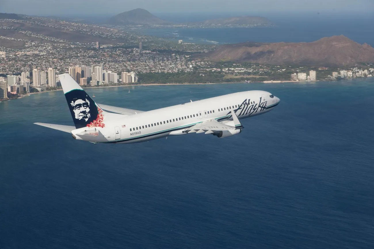 See what the food, cabin and service is like when flying Alaska Airlines to Maui from San Diego