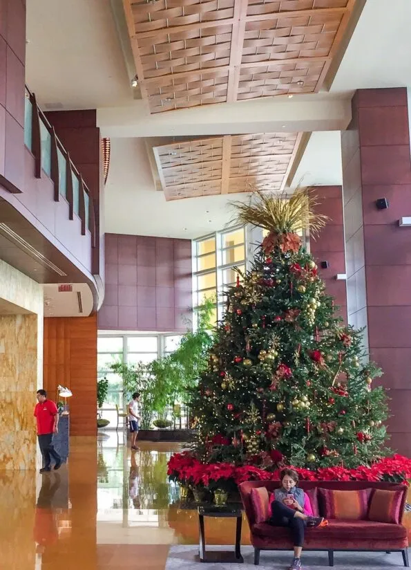 The beautiful Christmas tree at Mandarin Oriental, Miami.