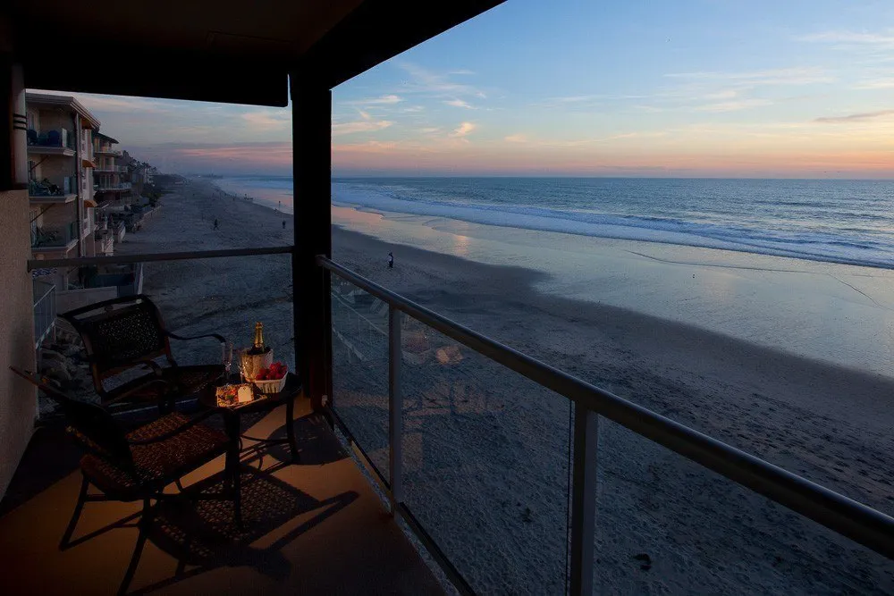 Room terraces at beachfront Beach Terrace Inn