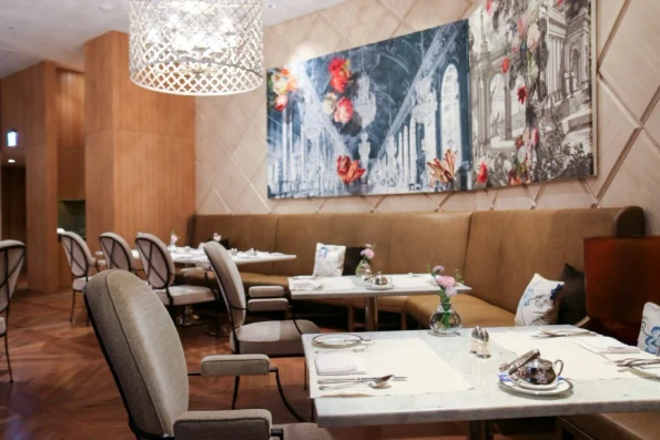 The Oriental Lounge dining area at Mandarin Oriental, Taipei