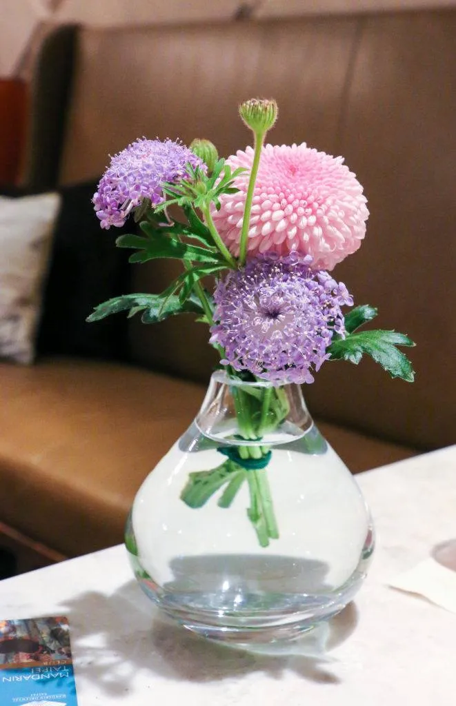 Pretty flowers in the Oriental Lounge at Mandarin Oriental, Taipei
