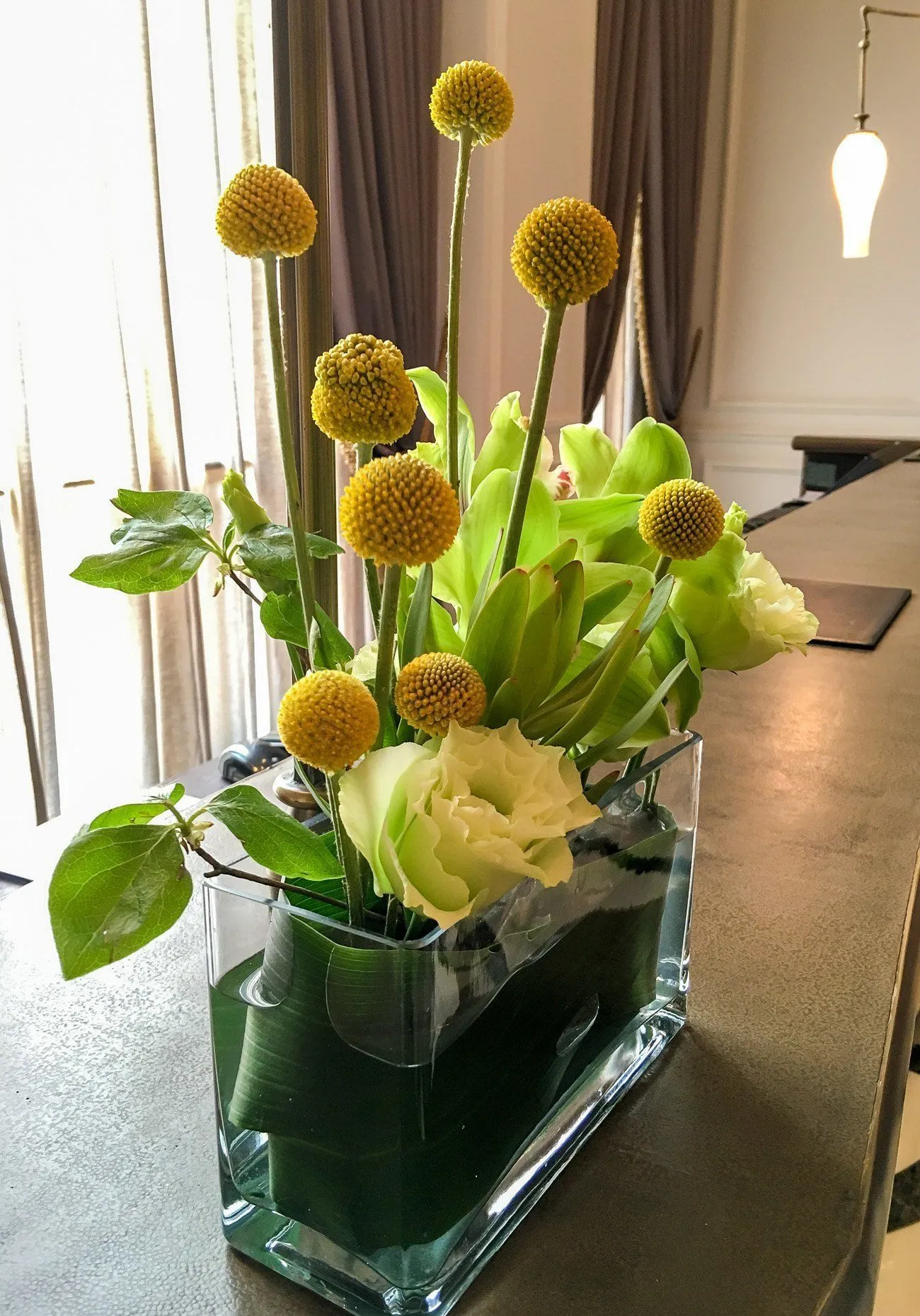 A pretty flower arrangement at Mandarin Oriental, Taipei