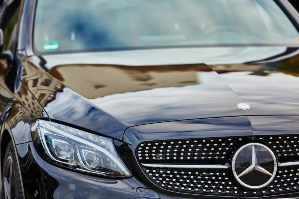 Learn who the best San Diego car services are for those who don't want a car rental or need airport transportation.
