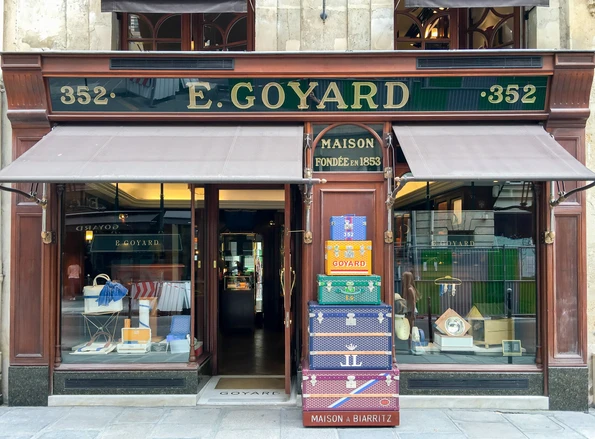 It was over 40% cheaper for me to buy a Goyard handbag in Paris. Here is a breakdown by the numbers.
