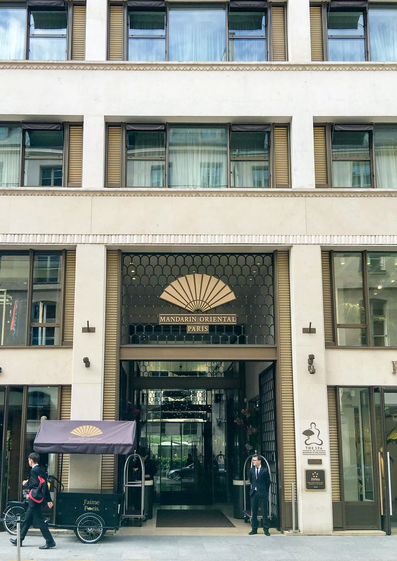 Why Mandarin Oriental is the best luxury hotel in Paris.