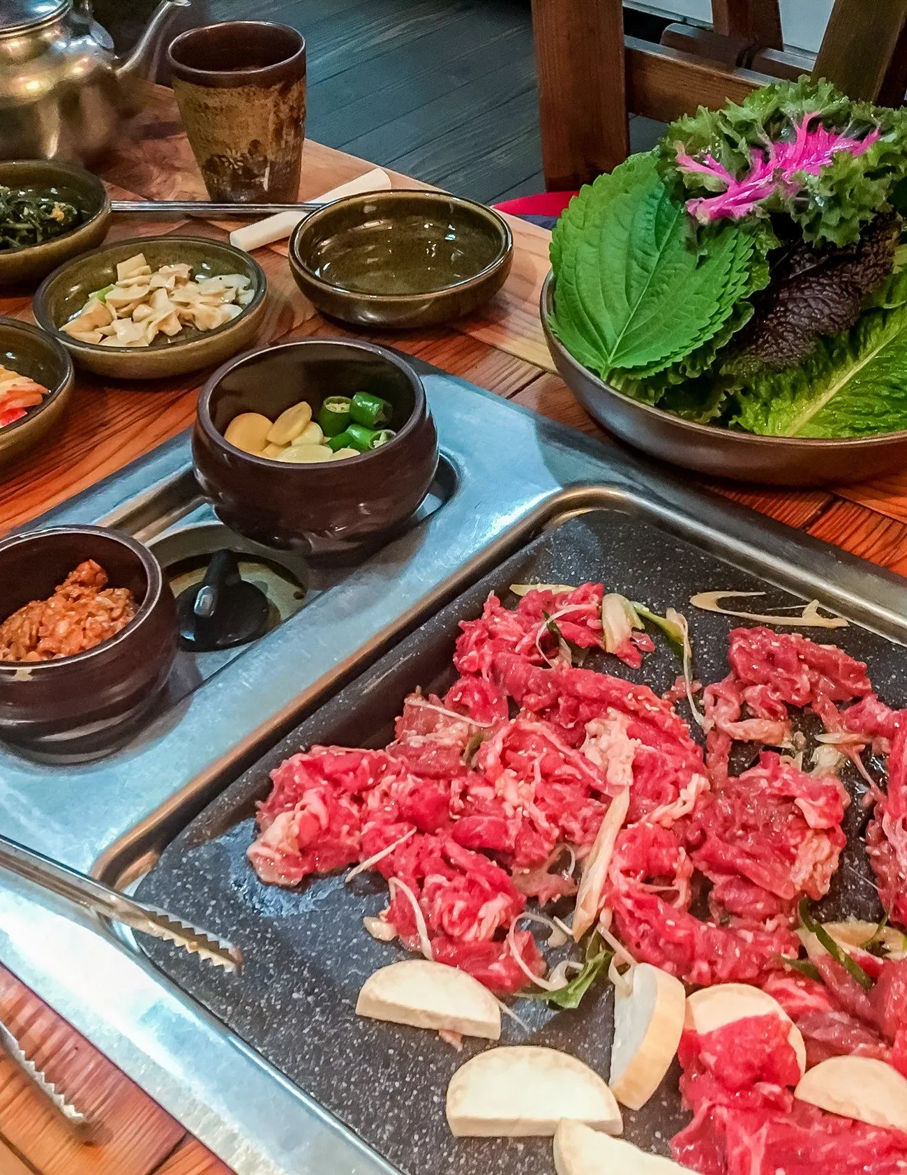 A delicious Korean barbecue in Seoul's Insadong neighborhood.
