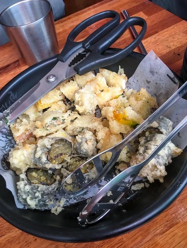 Twigim is Korean fried vegetables (tempura) that is very popular in Seoul.