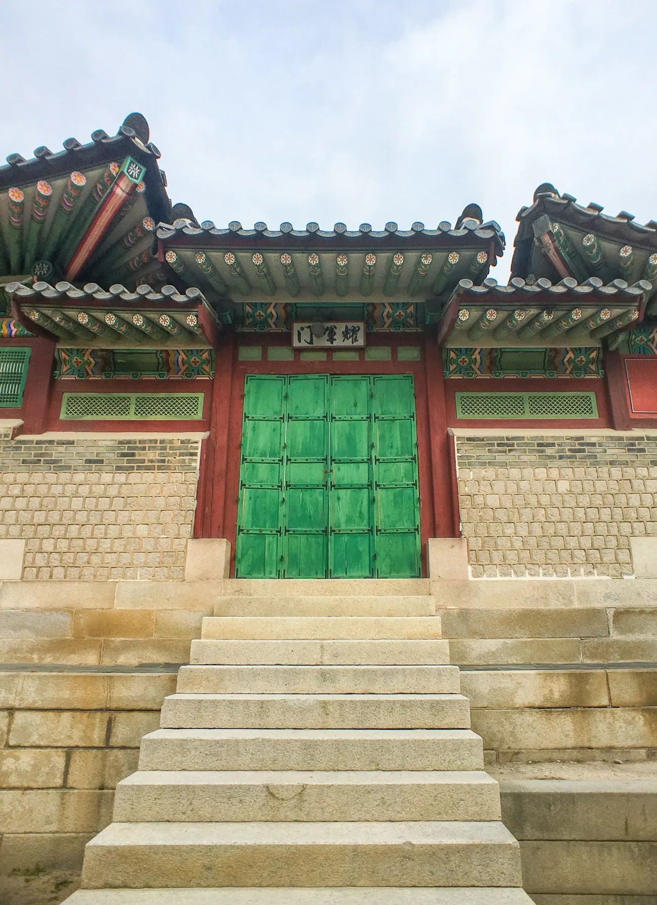 A review of my Moment wide angle iPhone lens after shooting Changdeokgung Palace in Seoul.