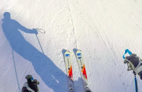 The best way to rent skis in Mammoth is through Black Tie. They deliver gear your hotel!