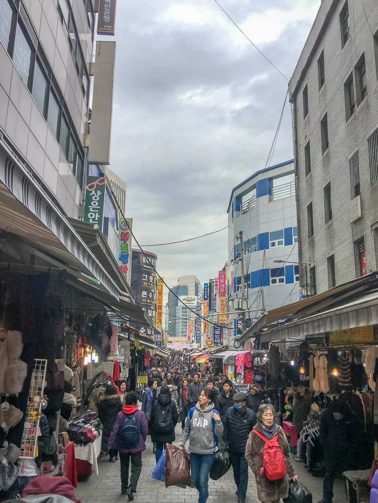 Namdaemun Market in Seoul's Myeongdong shopping district is one of the oldest traditional markets. Here's what its like in photos.