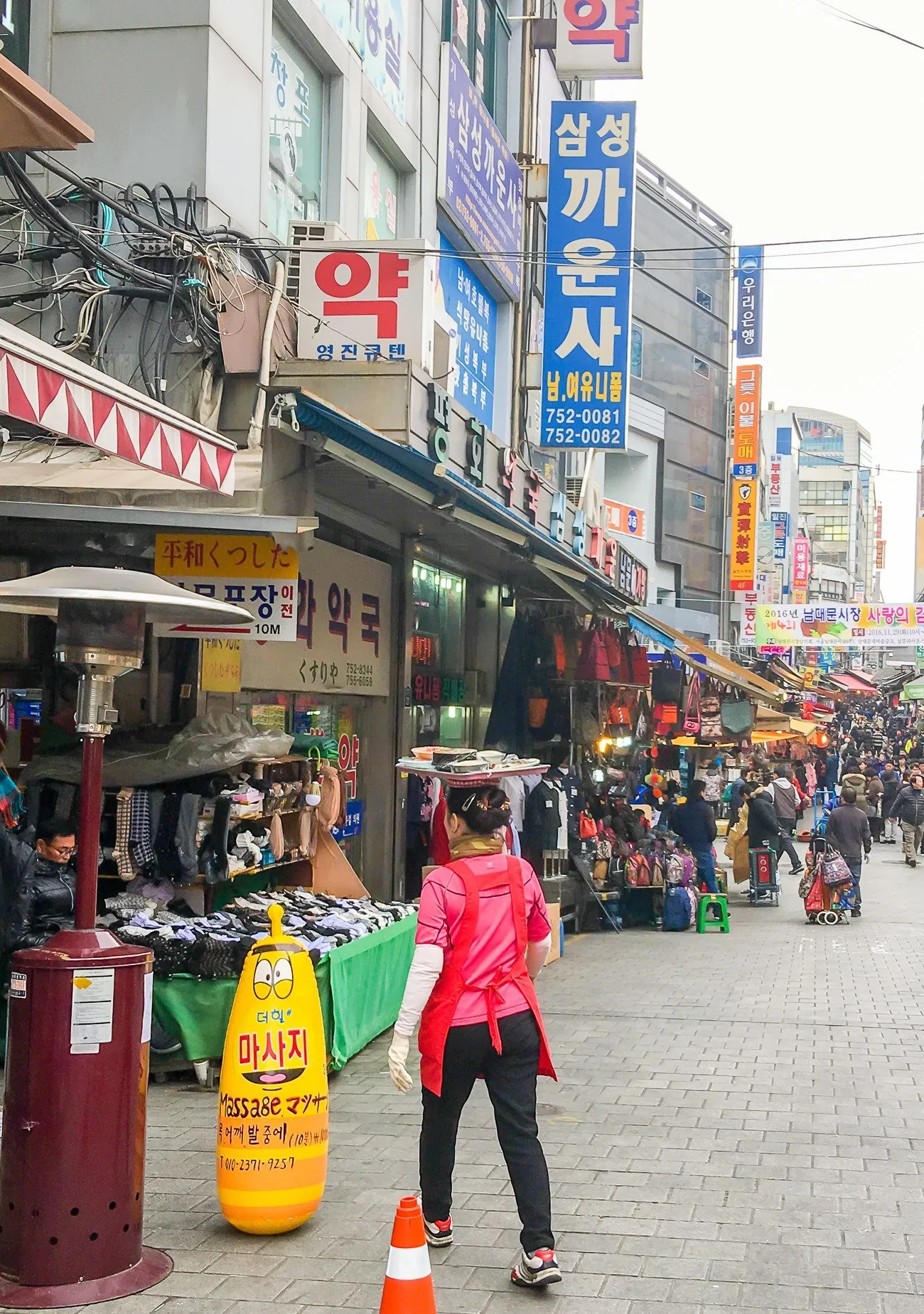 The streets of Namdaemun Market in Seoul were build before cars.