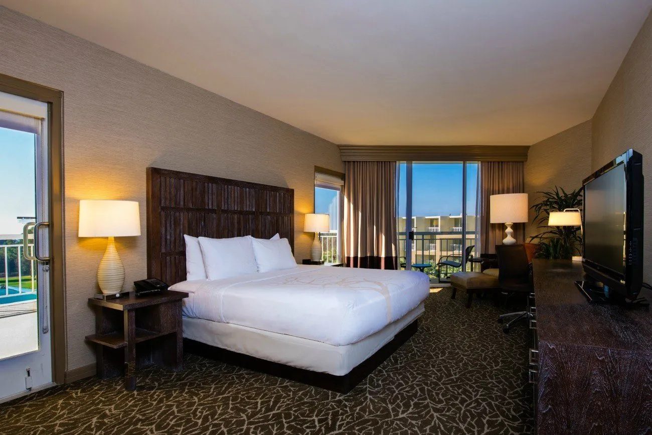 A king room at Hilton La Jolla Torrey Pines