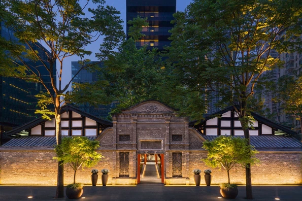 See why The Temple House is the best luxury hotel in Chengdu. Our review.
