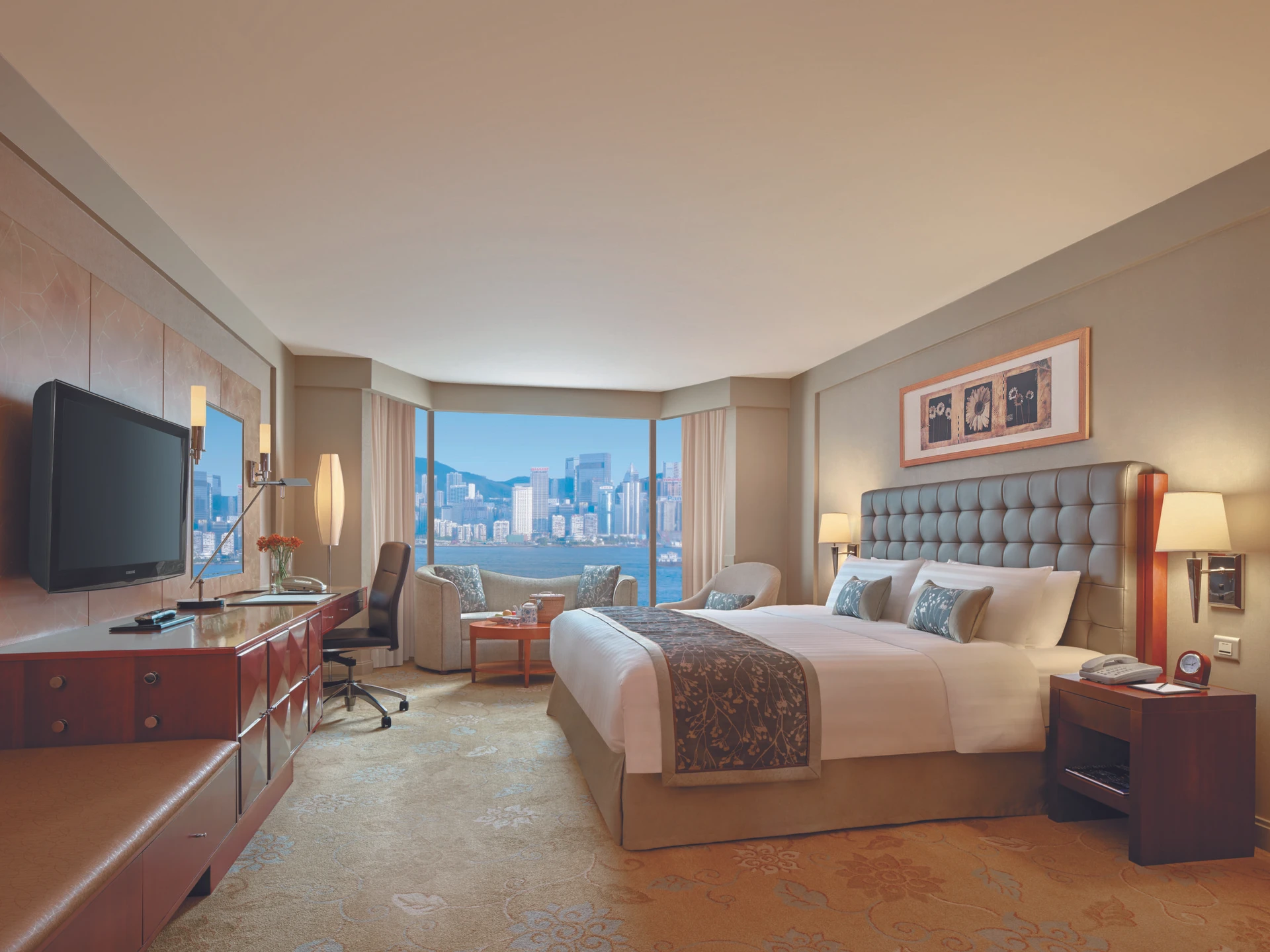 Kowloon Shangri-la is a great value for a family friendly luxury hotel in Hong Kong.