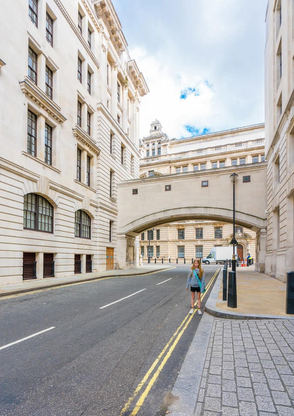 This area of New Scotland Yard in London is the entrance to the Ministry of Magic in the Harry Potter movies.