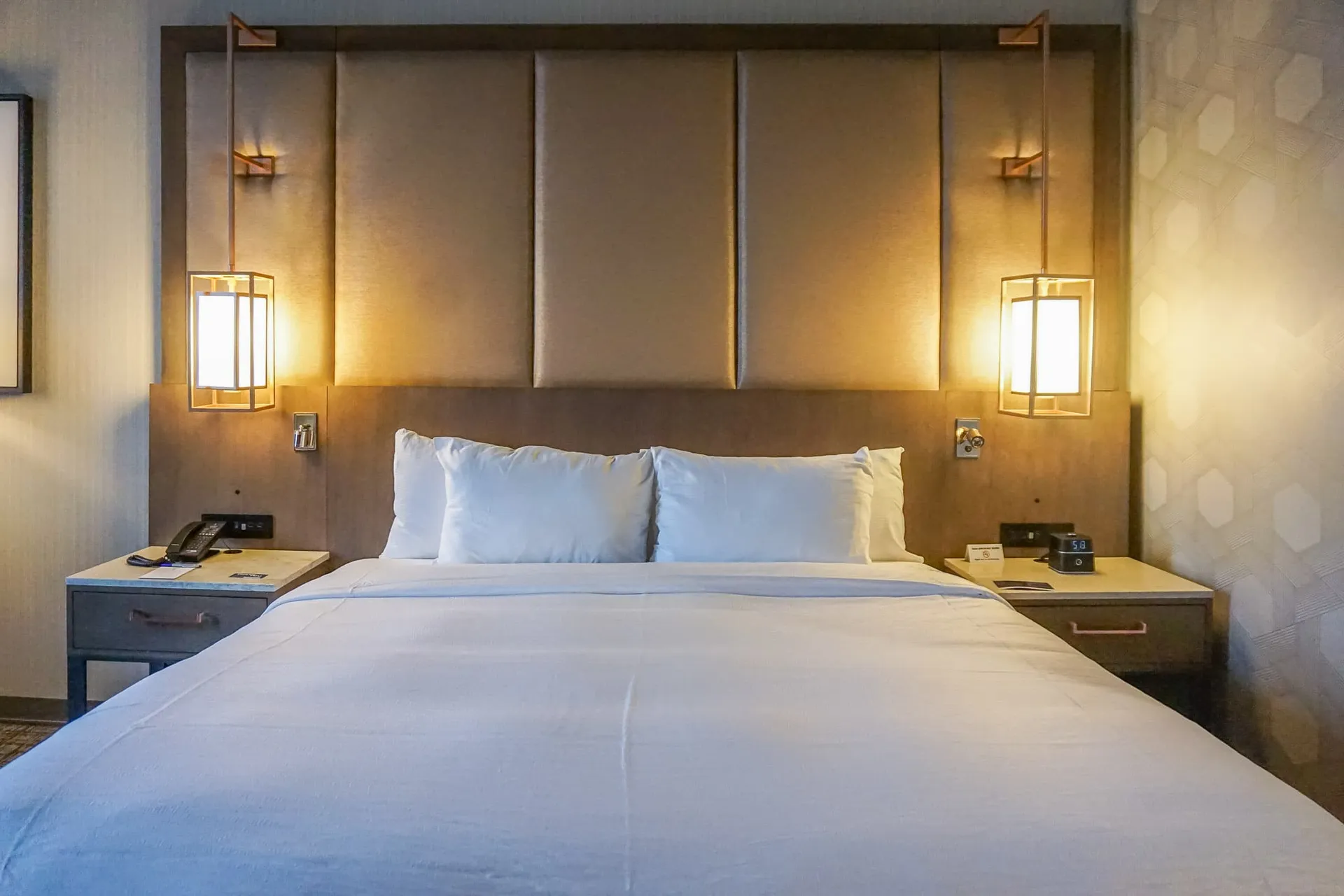 H Hotel near LAX has comfortable beds