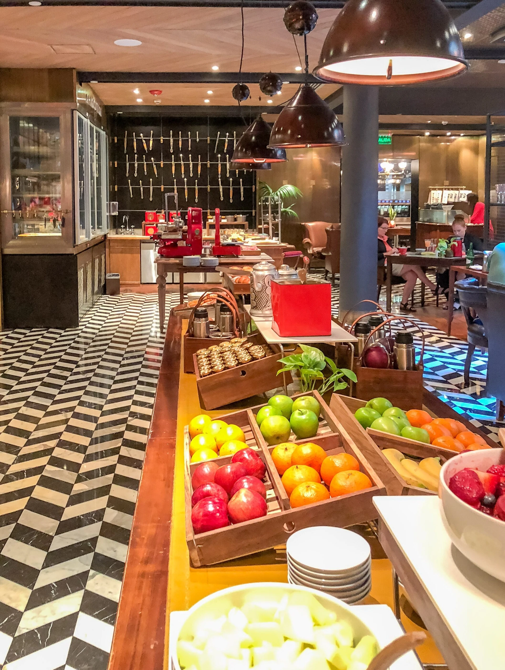 Four Seasons Buenos Aires breakfast at Elena