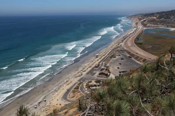 Aerial view of the beach from Torrey Pines State Natural Reserve, one of the best beaches in San Diego for families.
